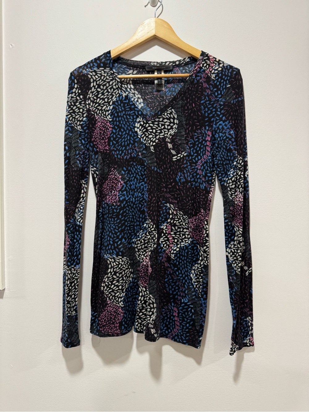 BCBGMAXAZRIA BCBG Mesh V-Neck Top Abstract Dot Sheer Long Sleeve Size L